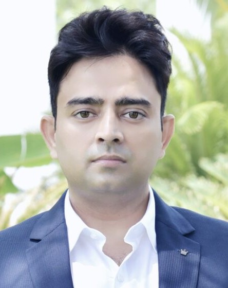 Dr.-Deepak-Sharma-2-768x961